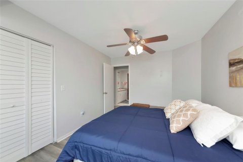 Villa ou maison à vendre à North Port, Floride: 3 chambres, 155.61 m2 № 2135084 - photo 29