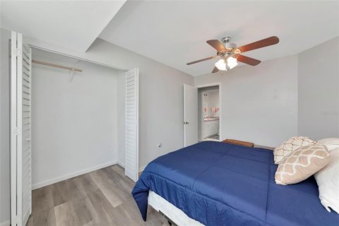 Villa ou maison à vendre à North Port, Floride: 3 chambres, 155.61 m2 № 2135084 - photo 28