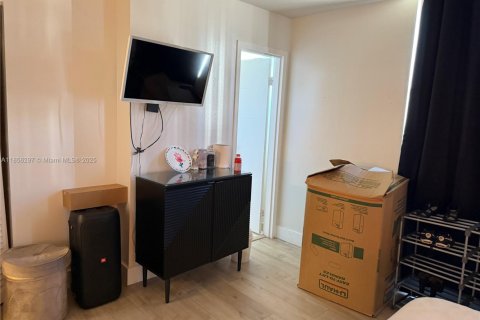 Condominio en venta en Sunny Isles Beach, Florida, 2 dormitorios, 83.05 m2 № 1960319 - foto 6