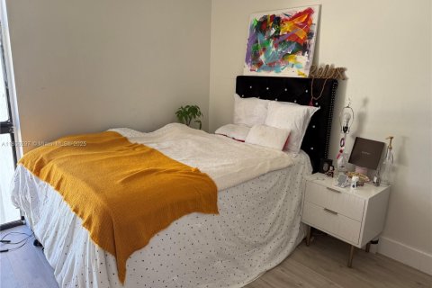 Condominio en venta en Sunny Isles Beach, Florida, 2 dormitorios, 83.05 m2 № 1960319 - foto 7