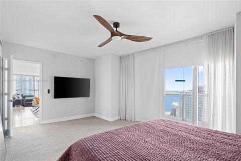 Condominio en alquiler en Miami, Florida, 3 dormitorios, 169.55 m2 № 1890025 - foto 18
