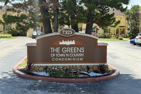 Condo in Tampa, Florida, 3 bedrooms  № 1877315 - photo 1