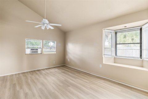 Villa ou maison à vendre à Saint Petersburg, Floride: 2 chambres, 85.93 m2 № 2408938 - photo 23
