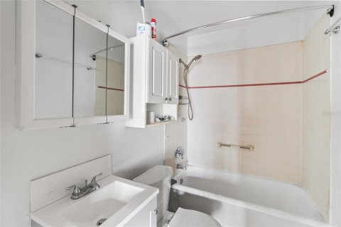 Villa ou maison à vendre à Saint Petersburg, Floride: 2 chambres, 85.93 m2 № 2408938 - photo 22