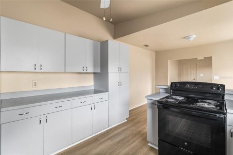 Villa ou maison à vendre à Saint Petersburg, Floride: 2 chambres, 85.93 m2 № 2408938 - photo 18
