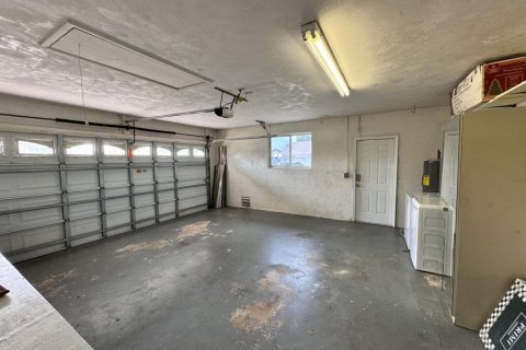 Casa en alquiler en Deerfield Beach, Florida, 3 dormitorios, 179.49 m2 № 1175084 - foto 1