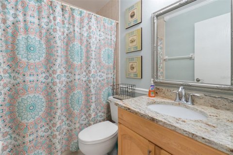 Copropriété à vendre à Sarasota, Floride: 2 chambres, 94.39 m2 № 2399172 - photo 21