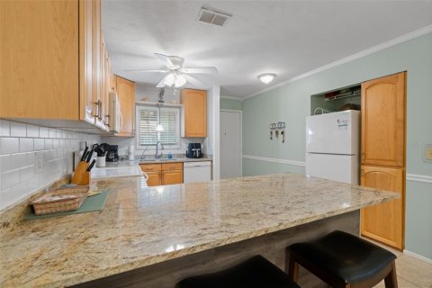 Copropriété à vendre à Sarasota, Floride: 2 chambres, 94.39 m2 № 2399172 - photo 10