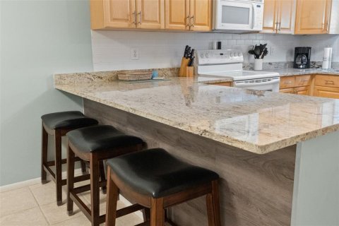 Copropriété à vendre à Sarasota, Floride: 2 chambres, 94.39 m2 № 2399172 - photo 11