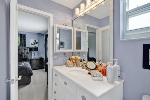 Villa ou maison à vendre à Pompano Beach, Floride: 2 chambres, 125.14 m2 № 2077851 - photo 24