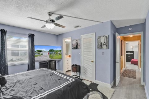 Villa ou maison à vendre à Pompano Beach, Floride: 2 chambres, 125.14 m2 № 2077851 - photo 20