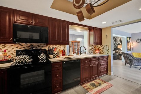 Villa ou maison à vendre à Pompano Beach, Floride: 2 chambres, 125.14 m2 № 2077851 - photo 28