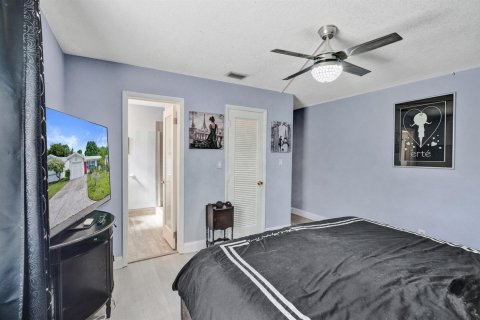 Villa ou maison à vendre à Pompano Beach, Floride: 2 chambres, 125.14 m2 № 2077851 - photo 22