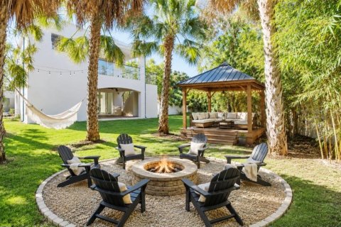 Villa ou maison à vendre à Dunedin, Floride: 3 chambres, 226.31 m2 № 2277842 - photo 11