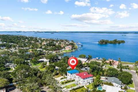 Villa ou maison à vendre à Dunedin, Floride: 3 chambres, 226.31 m2 № 2277842 - photo 4