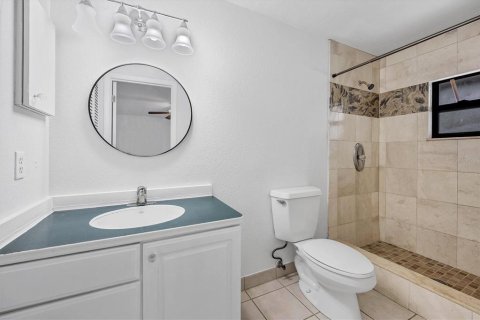 Commercial property in Venice, Florida 9 bedrooms, 148.55 sq.m. № 2205876 - photo 30