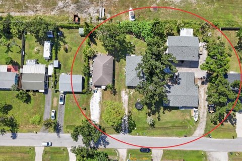 Commercial property in Venice, Florida 9 bedrooms, 148.55 sq.m. № 2205876 - photo 2