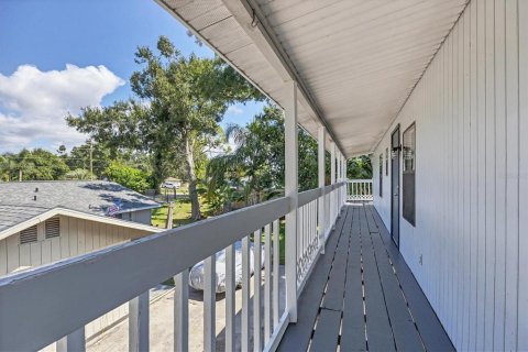 Commercial property in Venice, Florida 9 bedrooms, 148.55 sq.m. № 2205876 - photo 20