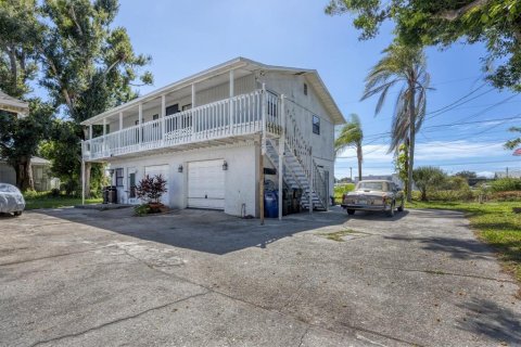 Commercial property in Venice, Florida 9 bedrooms, 148.55 sq.m. № 2205876 - photo 17