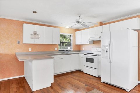 Commercial property in Venice, Florida 9 bedrooms, 148.55 sq.m. № 2205876 - photo 26