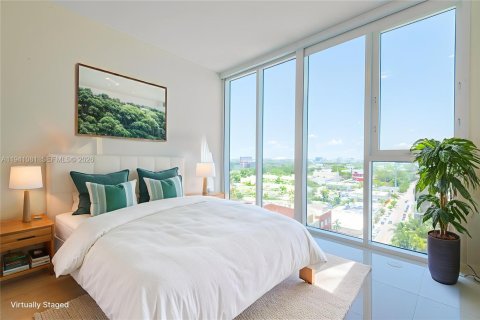 Condo in Miami, Florida, 3 bedrooms  № 1998528 - photo 9