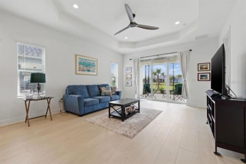 House in Sarasota, Florida 3 bedrooms, 172.89 sq.m. № 1679447 - photo 19