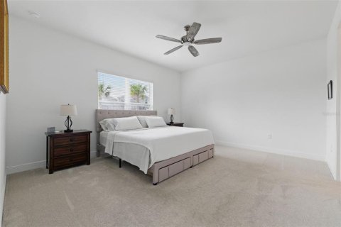 House in Sarasota, Florida 3 bedrooms, 172.89 sq.m. № 1679447 - photo 22