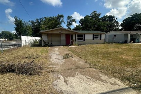 Commercial property in New Port Richey, Florida 79.15 sq.m. № 2207925 - photo 8