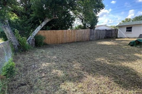 Commercial property in New Port Richey, Florida 79.15 sq.m. № 2207925 - photo 6