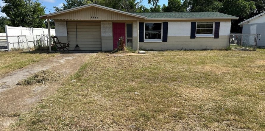 Commercial property in New Port Richey, Florida 79.15 sq.m. № 2207925