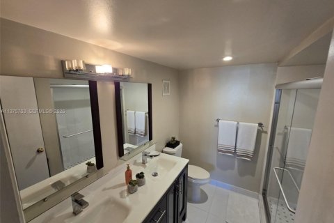 Купить кондоминиум в Уэстон, Флорида 2 спальни, 102.75м2, № 2040059 - фото 22