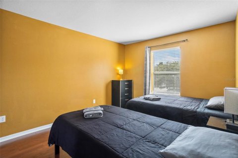 Townhouse in Kissimmee, Florida 4 bedrooms, 174.01 sq.m. № 1795138 - photo 25