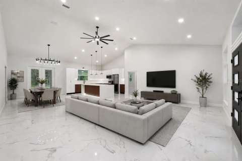 House in Ocala, Florida 4 bedrooms, 190.73 sq.m. № 2156321 - photo 11