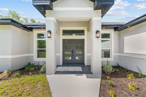 House in Ocala, Florida 4 bedrooms, 190.73 sq.m. № 2156321 - photo 5