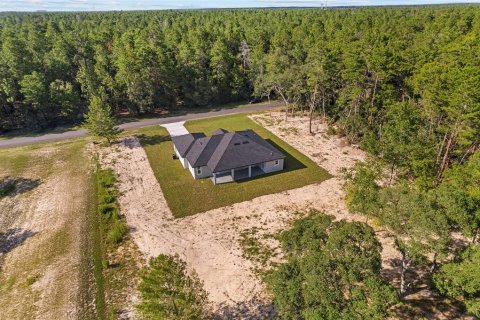 House in Ocala, Florida 4 bedrooms, 190.73 sq.m. № 2156321 - photo 4