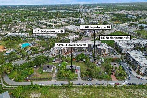 Commercial property in Homestead, Florida № 1807818 - photo 3