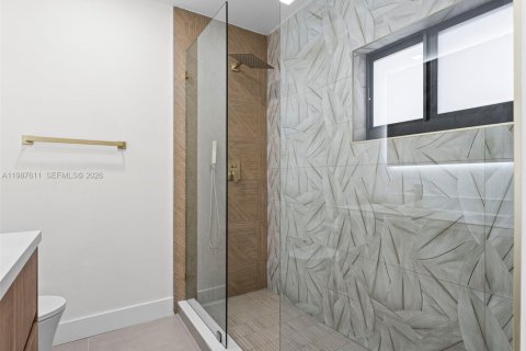 Купить виллу или дом в Норт-Майами-Бич, Флорида 7 спален, 204.48м2, № 2050307 - фото 22