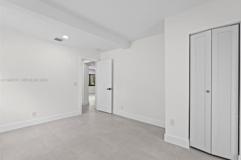 Купить виллу или дом в Норт-Майами-Бич, Флорида 7 спален, 204.48м2, № 2050307 - фото 30