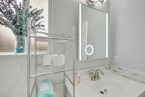 Casa en venta en Homestead, Florida, 3 dormitorios, 111.48 m2 № 2013708 - foto 15