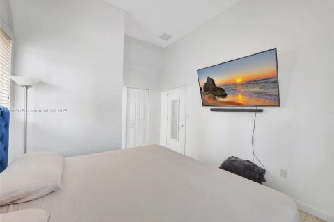 Casa en venta en Homestead, Florida, 3 dormitorios, 111.48 m2 № 2013708 - foto 29