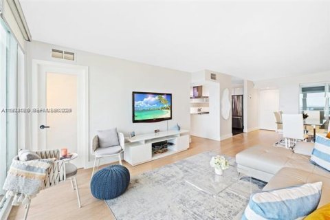 Снять в аренду кондоминиум в Санни-Айлс-Бич, Флорида 2 спальни, 126.07м2, № 2042573 - фото 6