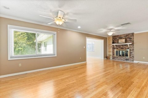 Casa en venta en Mount Dora, Florida, 3 dormitorios, 191.75 m2 № 1904869 - foto 4