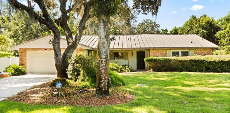 Casa en Mount Dora, Florida 3 dormitorios, 191.75 m2 № 1904869