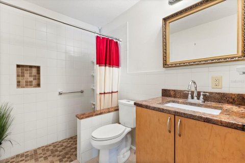 Casa en venta en Mount Dora, Florida, 3 dormitorios, 191.75 m2 № 1904869 - foto 15