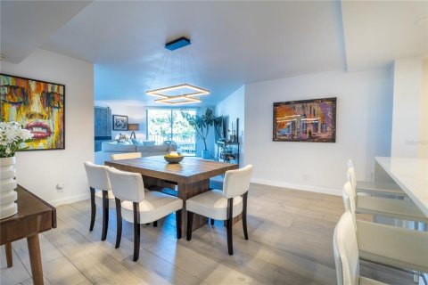 Copropriété à vendre à Tampa, Floride: 2 chambres, 144.93 m2 № 2429028 - photo 5
