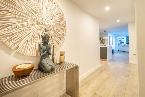 Copropriété à vendre à Tampa, Floride: 2 chambres, 144.93 m2 № 2429028 - photo 2