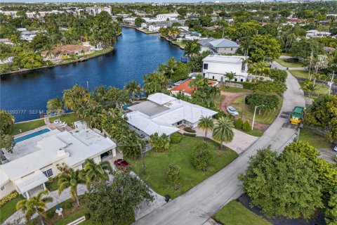 Villa ou maison à louer à Fort Lauderdale, Floride: 4 chambres, 214.33 m2 № 2055604 - photo 21