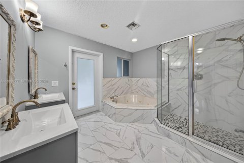 Villa ou maison à louer à Fort Lauderdale, Floride: 4 chambres, 214.33 m2 № 2055604 - photo 30