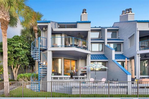 Copropriété à louer à Tierra Verde, Floride: 2 chambres, 146.79 m2 № 2266709 - photo 4