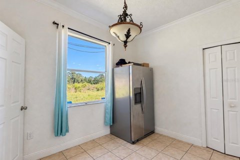 Villa ou maison à vendre à Davenport, Floride: 4 chambres, 178.28 m2 № 2430302 - photo 12
